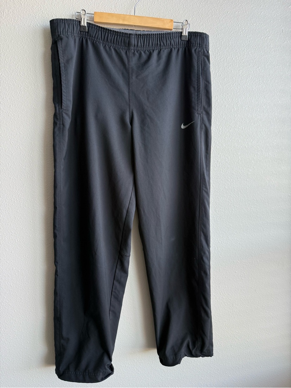 Nike Dri-fit Women’s Pants (medium)